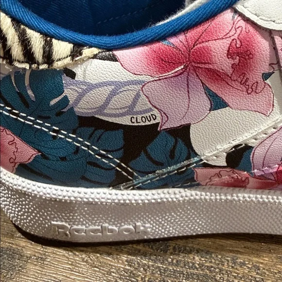 Reebok Jurassic Park x Club C 85 'Dennis Nedry' Sneakers Unisex M 8:5 W 10 - Picture 10 of 12